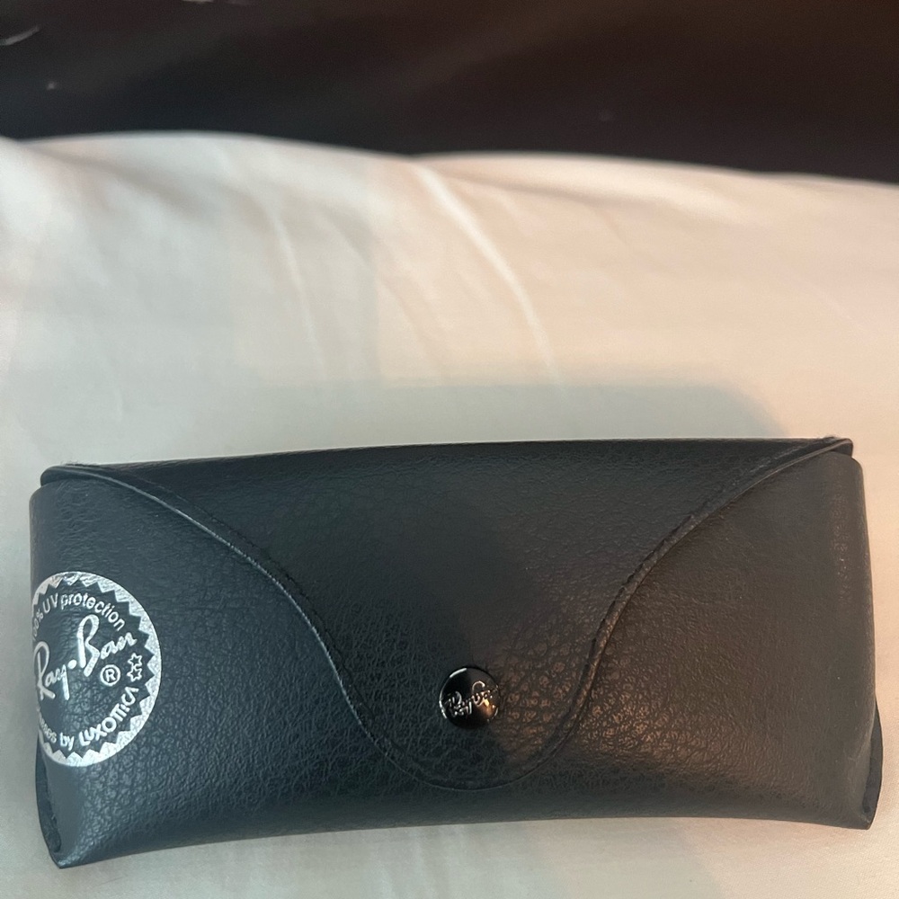 Ray-Ban Tortoise Sunglasses - Picture 6 of 6
